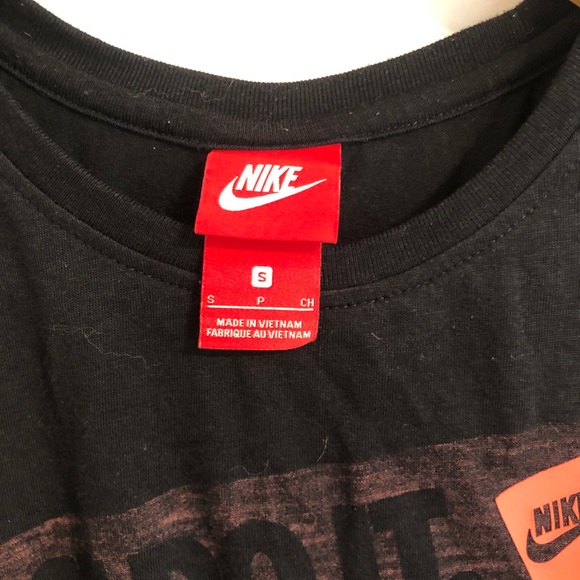 Nike Crop Top - Picture 3 of 3